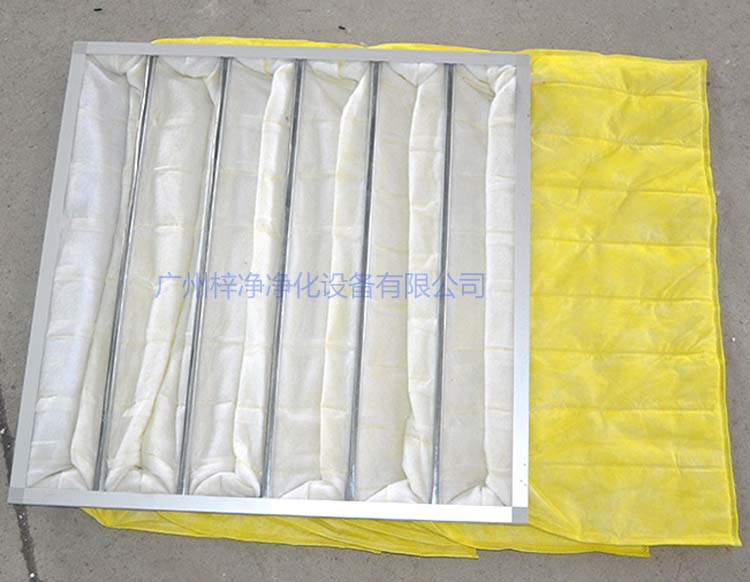 F8級(jí)袋式中效過濾器常用于凈化空調(diào)中級(jí)過濾。